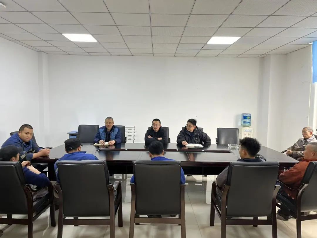 ������̽��ѹ�˾�ٿ�װ��ά��ר�����⽻����̸��