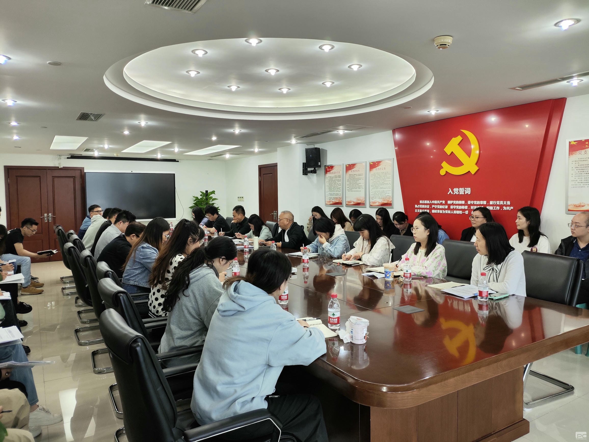 ������Ժ�ٿ�����ְԱ�䷶������ʾ�����߲�����ʲ���������ۻ�